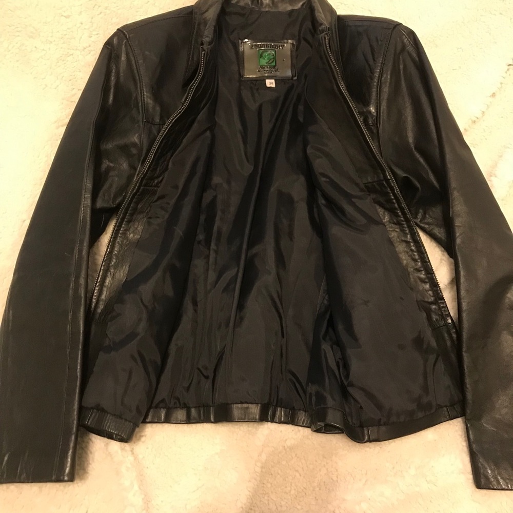 Women’s Real Leather Jacket (Black, 34/M)